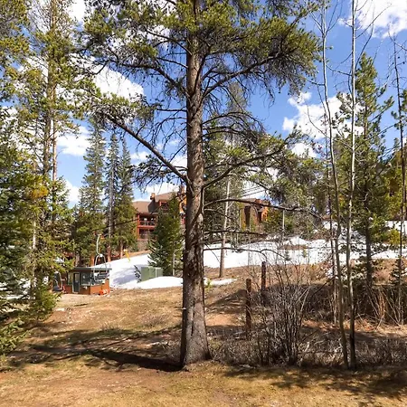 Riverbend Lodge